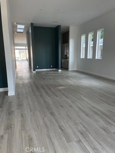 22520 Clarendon, Woodland Hills, California 91367 — photo 4