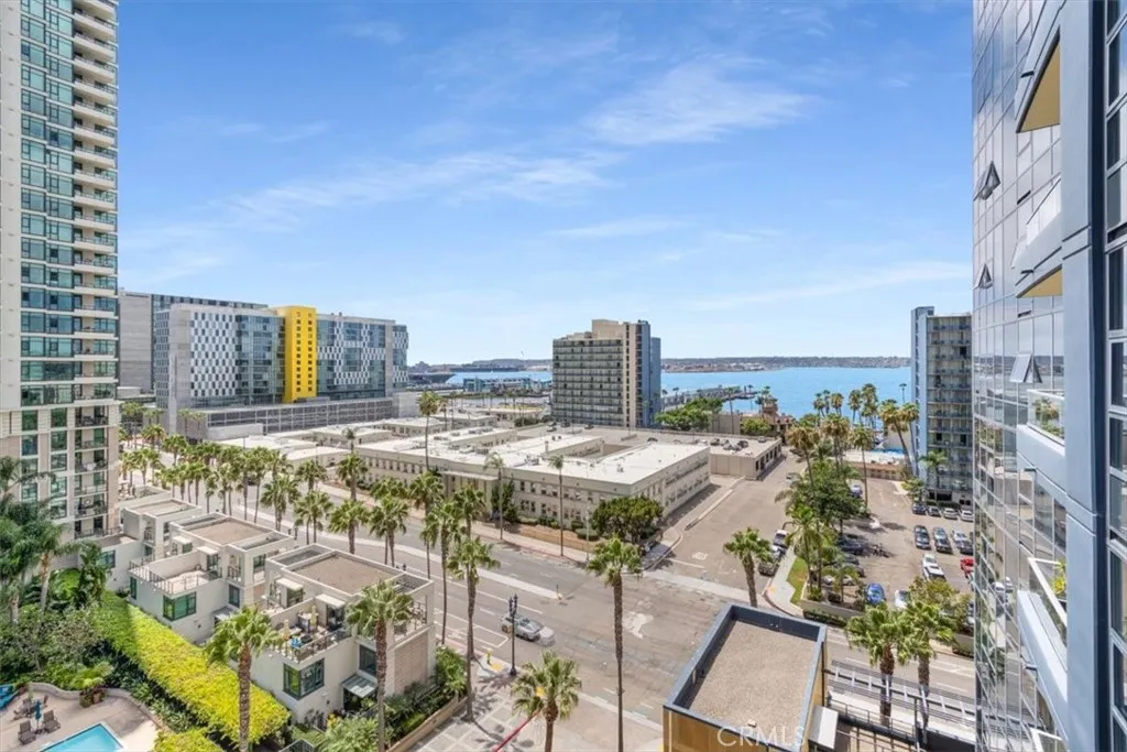 1325 Pacific