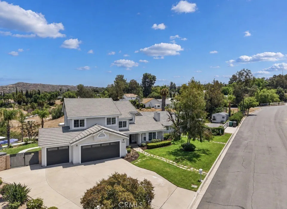 15366 Cayuse Court, Riverside, California 92506 — photo 5