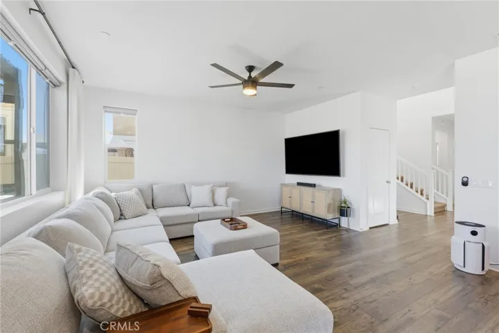 Spacious family room