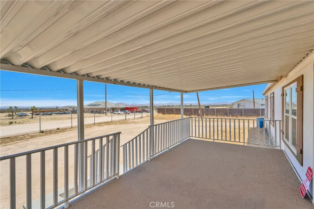 9235 Lindero, Phelan, California 92392 — photo 5