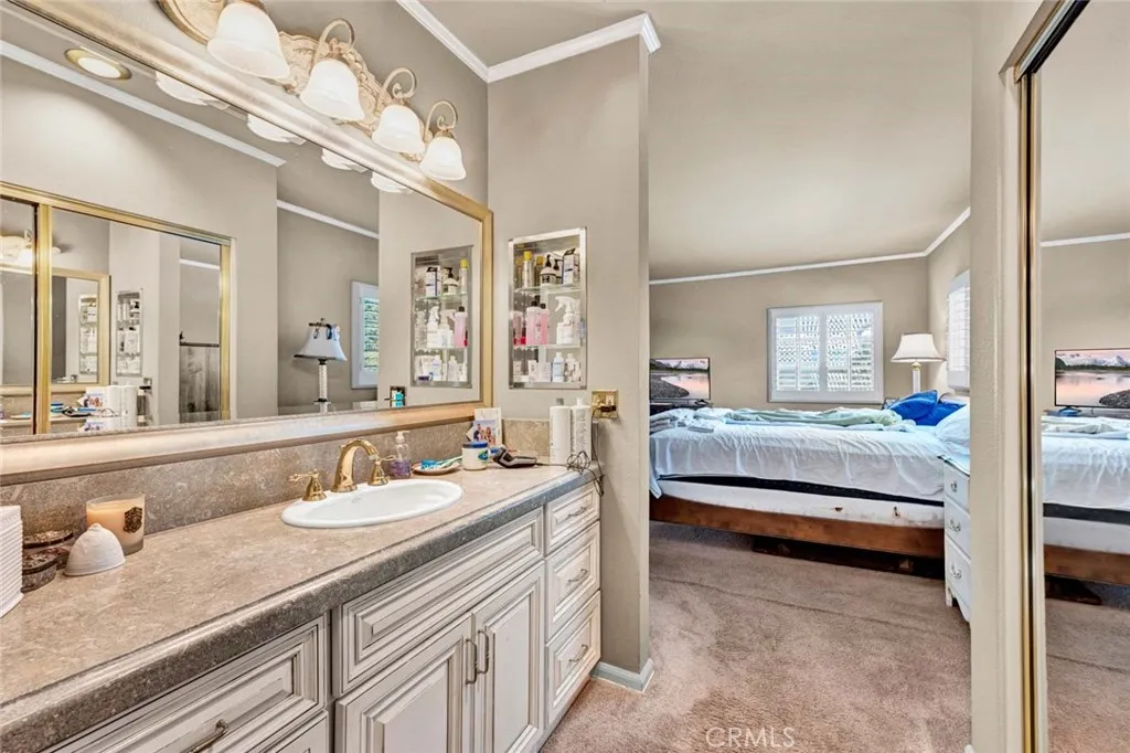 ANOTHER ANGLE OF THE PRIMARY BATH