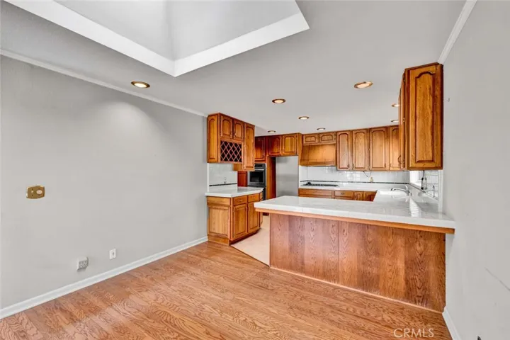 VERY SPACIOUS INTERIOR