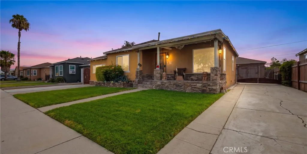 1046 S Gunlock, Compton, California 90220 — photo 4
