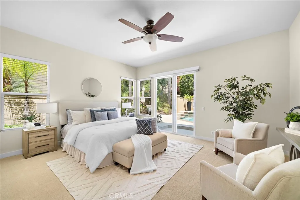 Master bedroom on 1st level