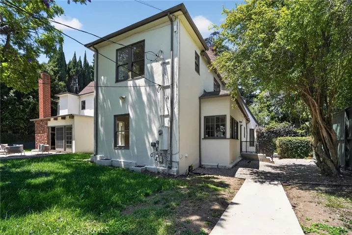 Back/Side Yard