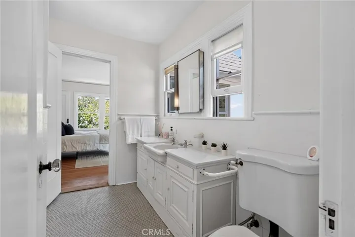 Guest House Bathroom