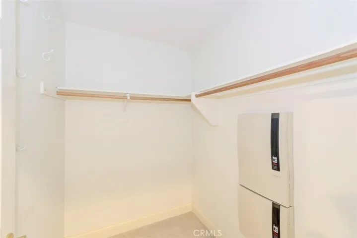 Walk-in closet ~
