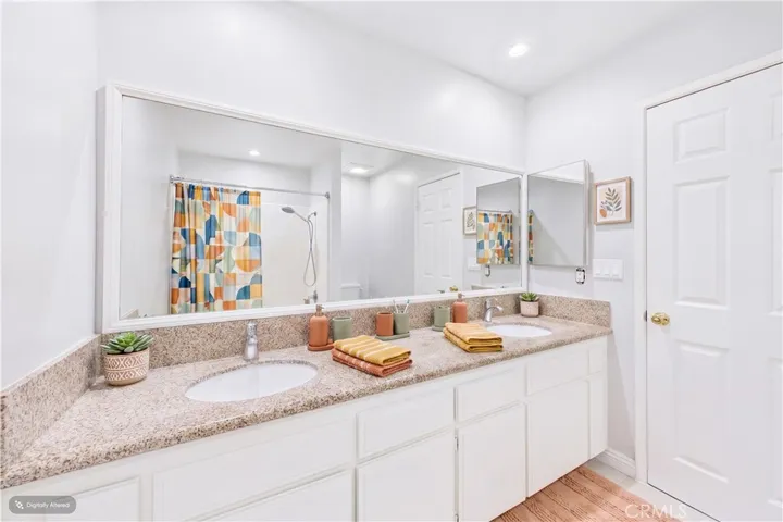 Upstairs hall bath- staged