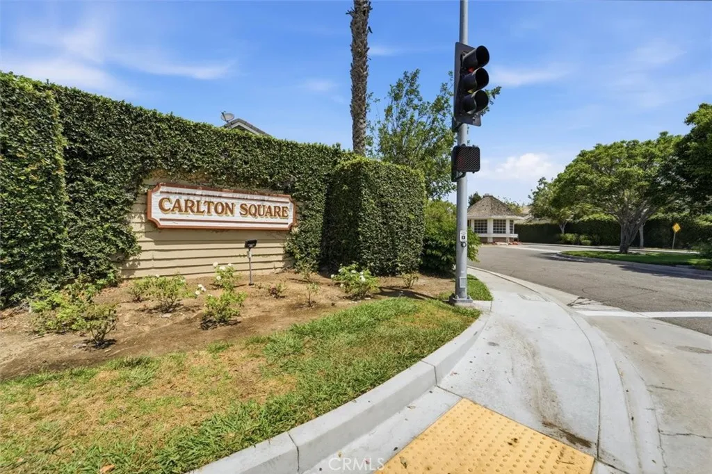 3859 Thorncroft Lane E, Inglewood, California 90305 — photo 4