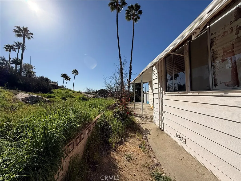 1536 S State St 48, Hemet, California 92543 — photo 4
