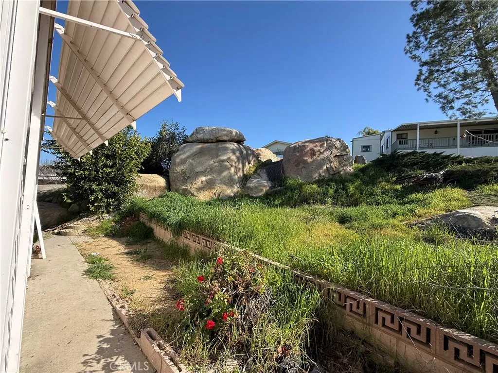 1536 S State St 48, Hemet, California 92543 — photo 5