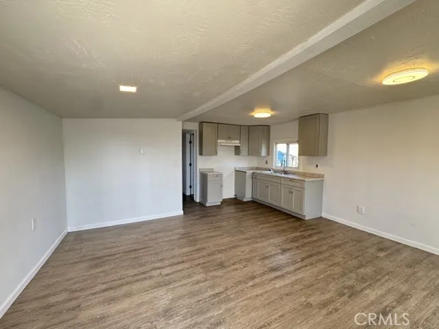 16118 Bellflower 40, Bellflower, California 90706 — photo 4