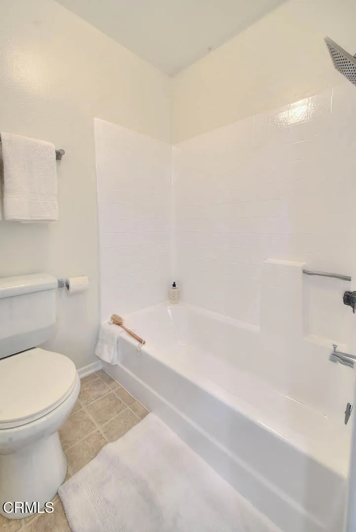 Bathoom 3 Bathoom 3