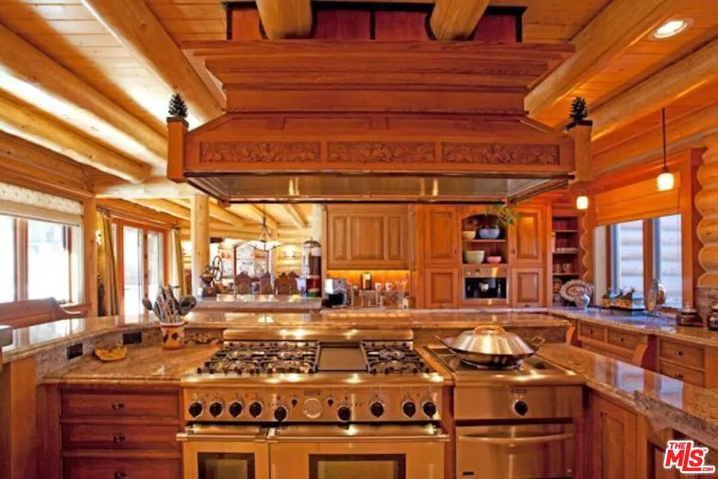 Chef's Kitchen