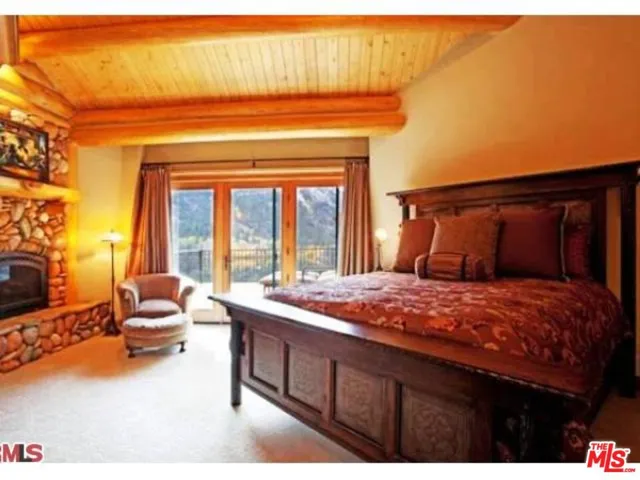One of 9 Bedroom suites