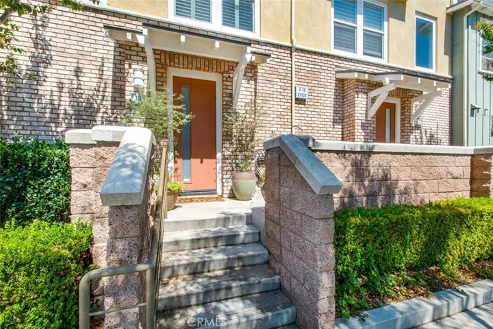 Welcome to 10 Brownstone Way