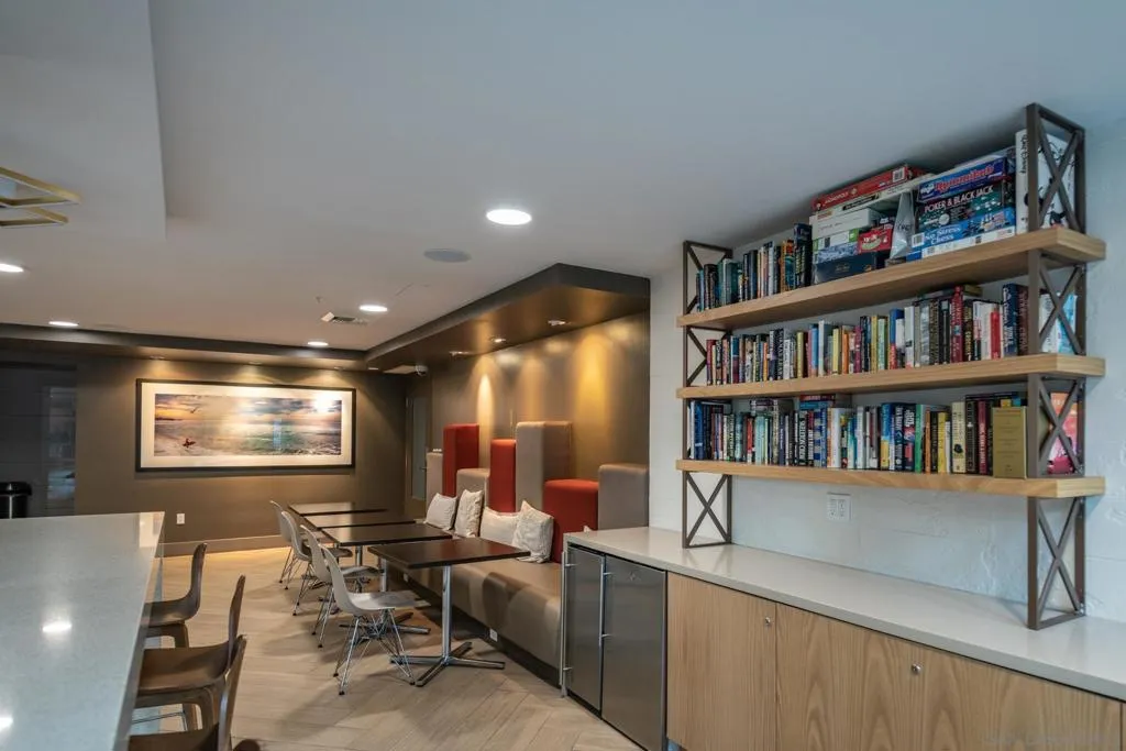 Common area recreational room