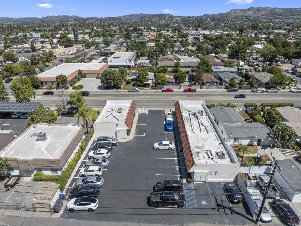 1027 E Grand Avenue, Escondido, California 92025 — photo 4
