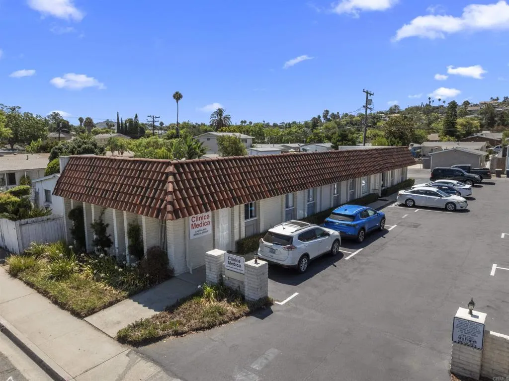 1027 E Grand Avenue, Escondido, California 92025 — photo 5