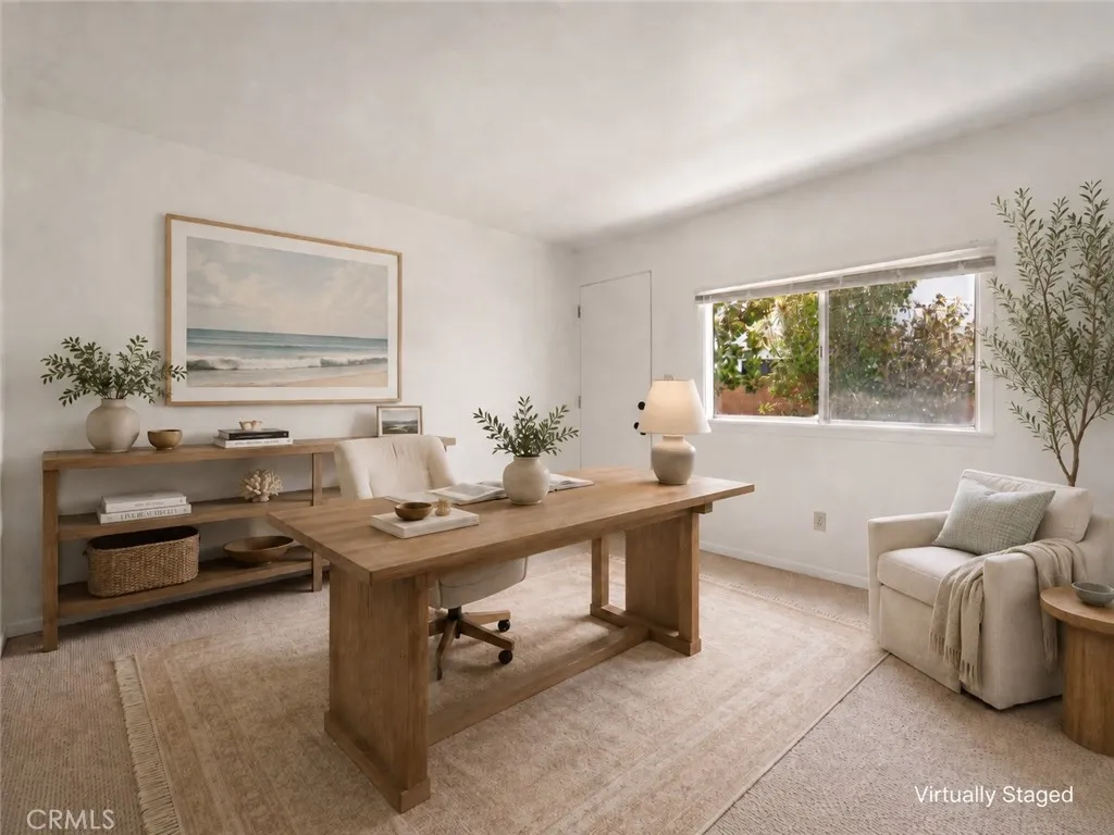 *Virtually Staged* Bonus room behind the garage