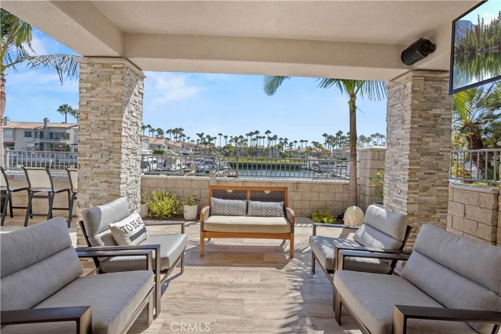5950 Waterfront, Long Beach, California 90803 — photo 5