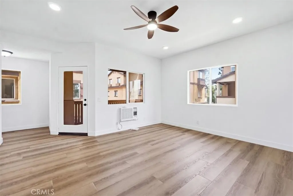 511 N Lark Ellen H