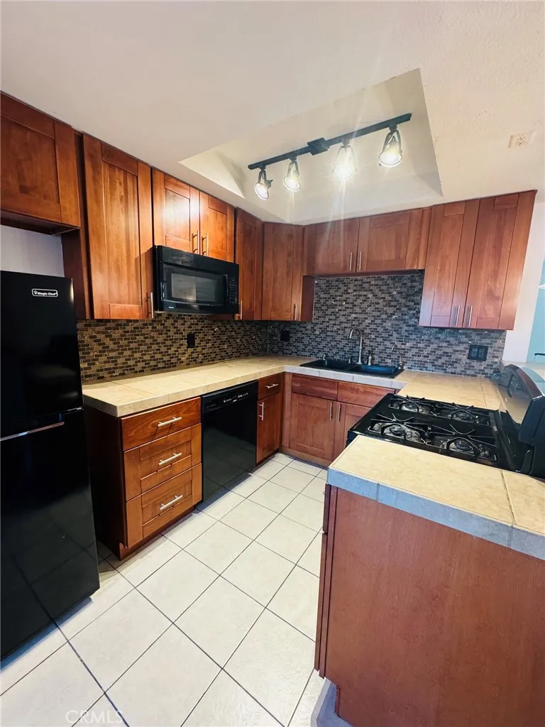 13722 Red Hill 14, Tustin, California 92780 — photo 4