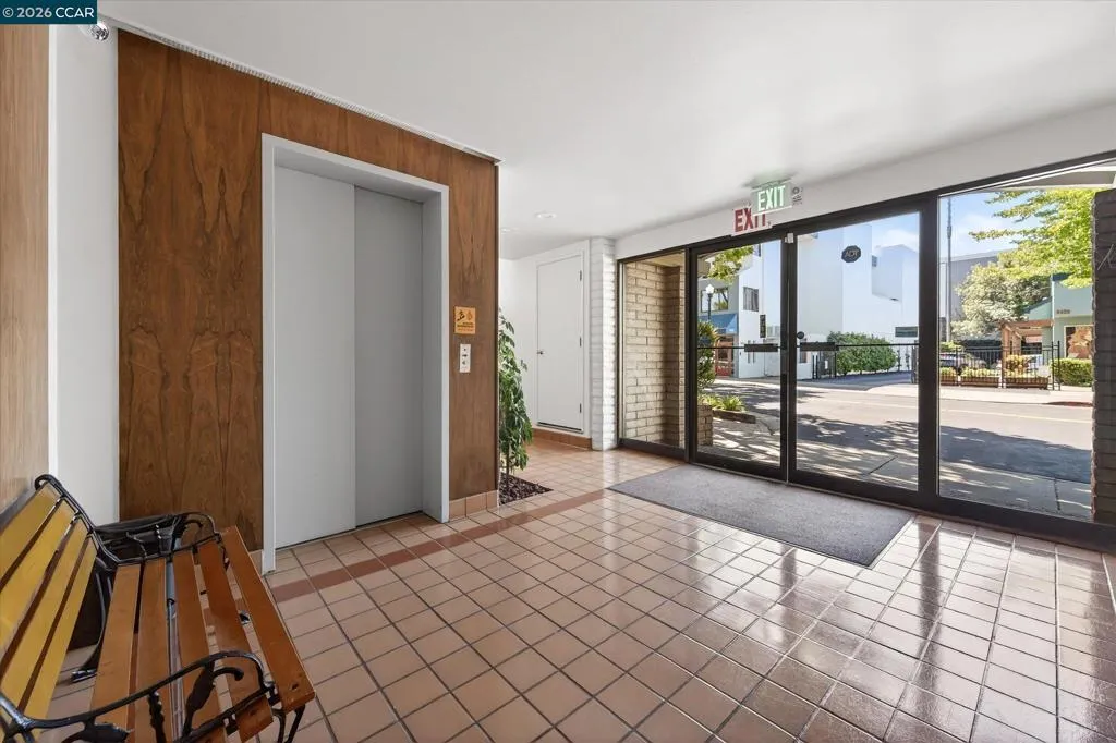 6433 Fairmount, El Cerrito, California 94530-372 — photo 5