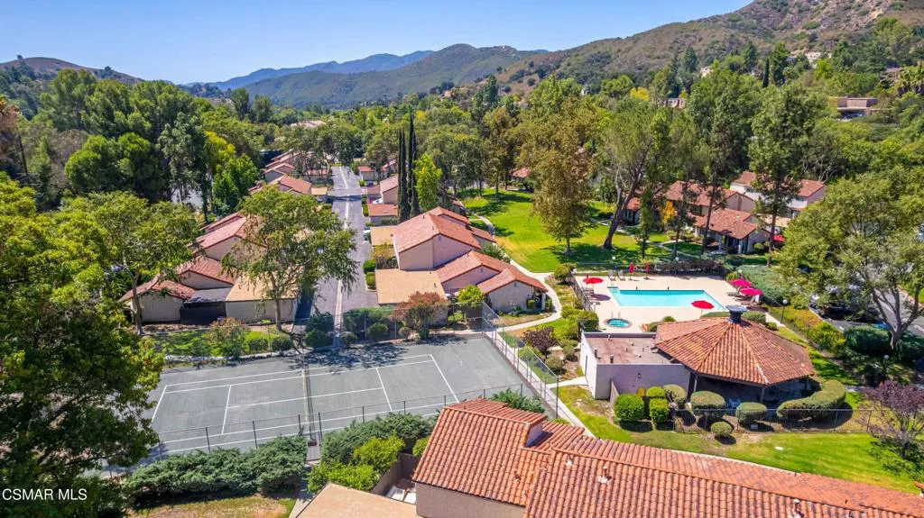 4049LibertyCanyonRd 52