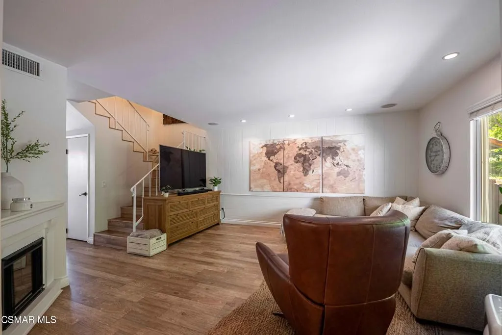 4049LibertyCanyonRd 5