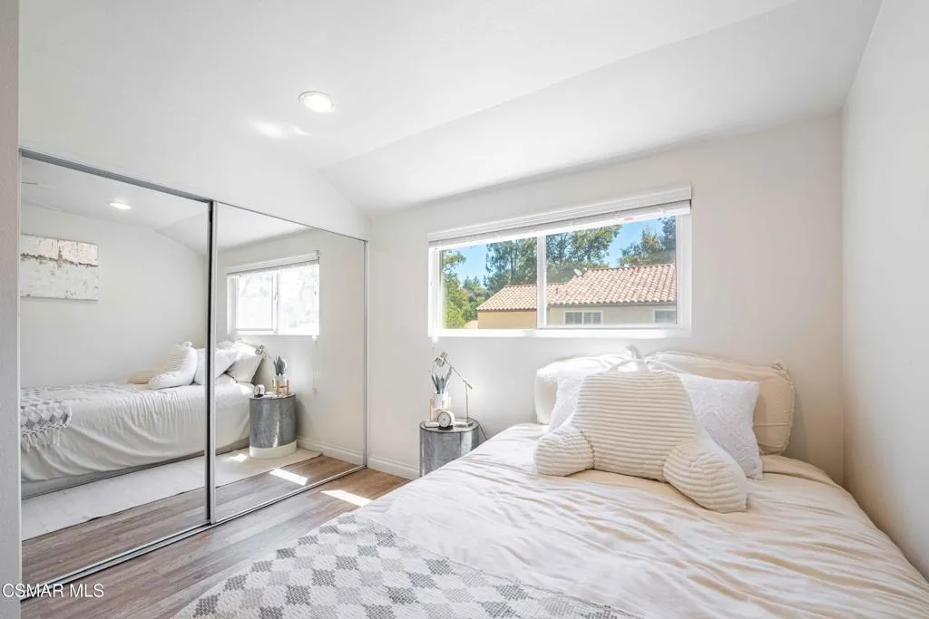 4049LibertyCanyonRd 33