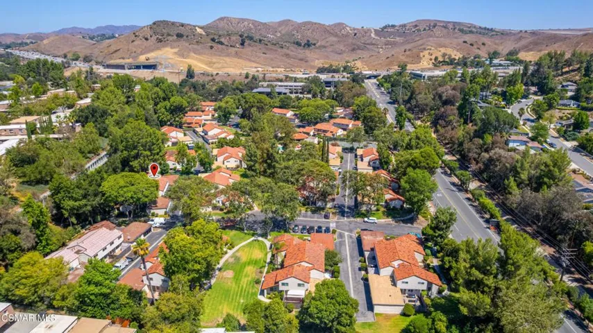 4049LibertyCanyonRd 55b