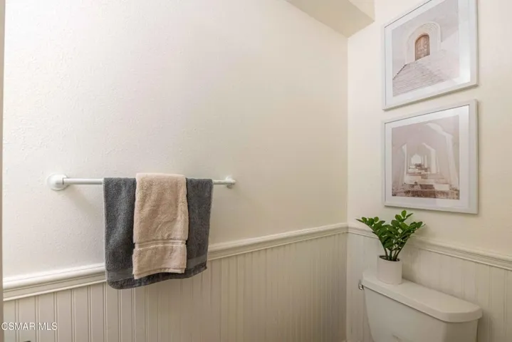 4049LibertyCanyonRd 24