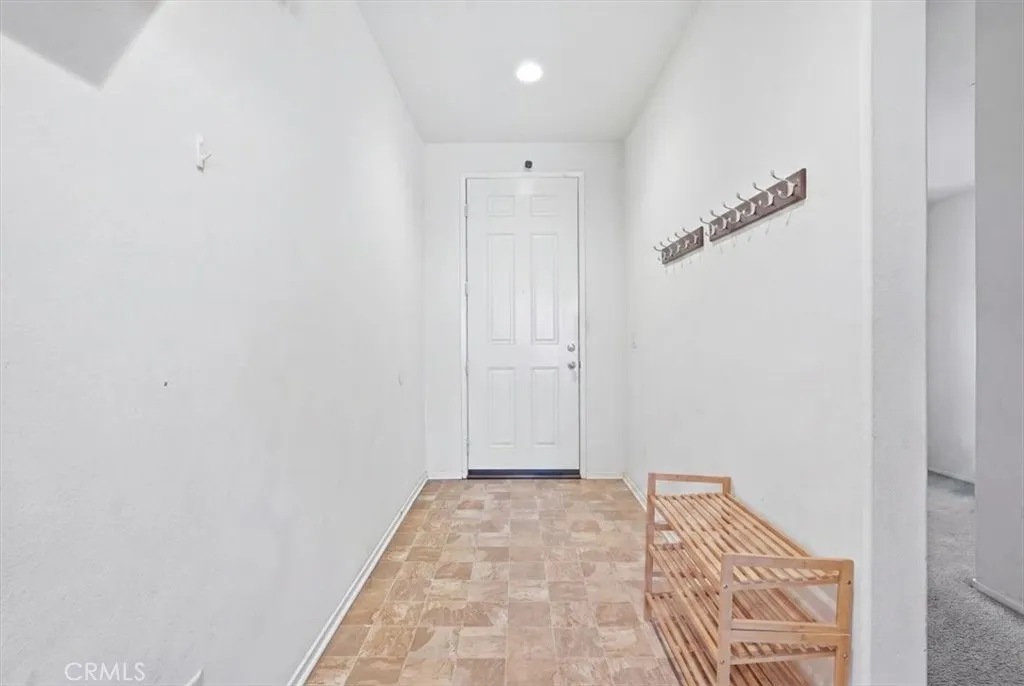 8873 Beacon, Hesperia, California 92344 — photo 4