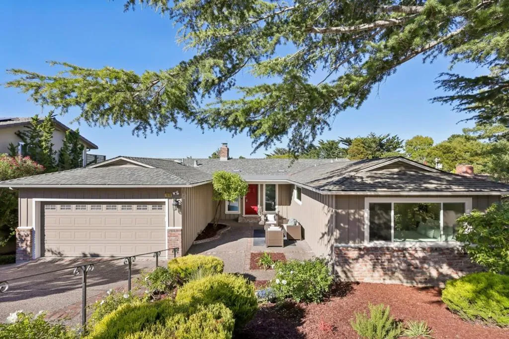1512 Alturas Dr