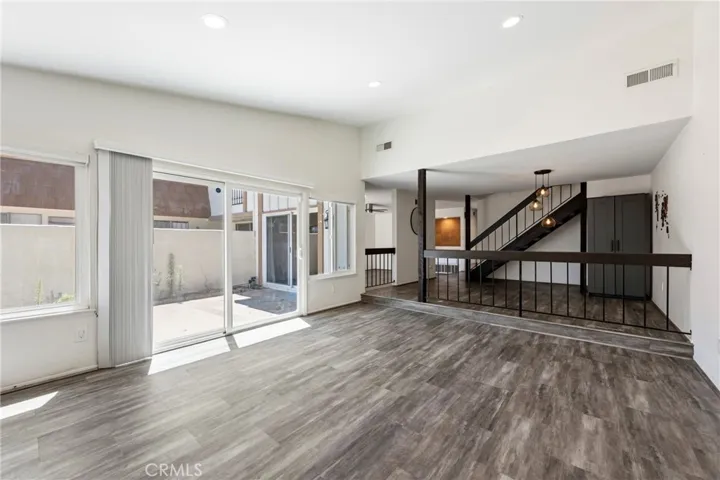 22242 Germain St 7, Chatsworth, California 91311 — photo 5