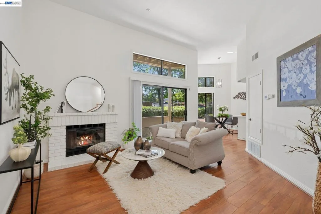 3474 Smoketree Commons Dr