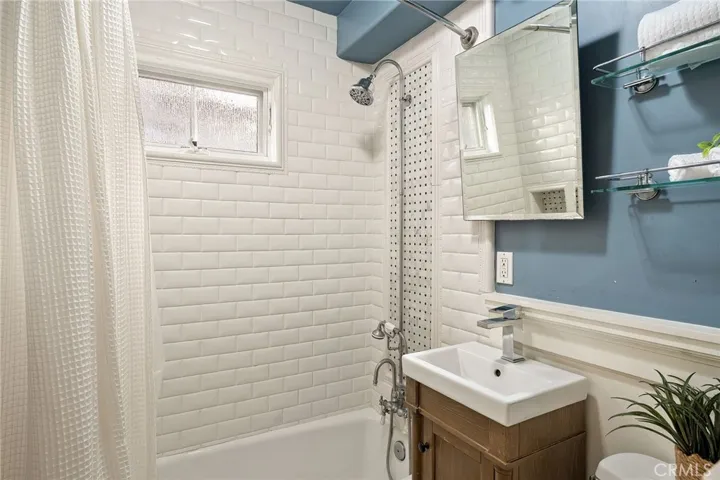 Hall Bathroom Downstairs