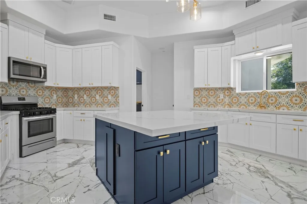 16355 Canon Lane, Chino Hills, California 91709 — photo 4