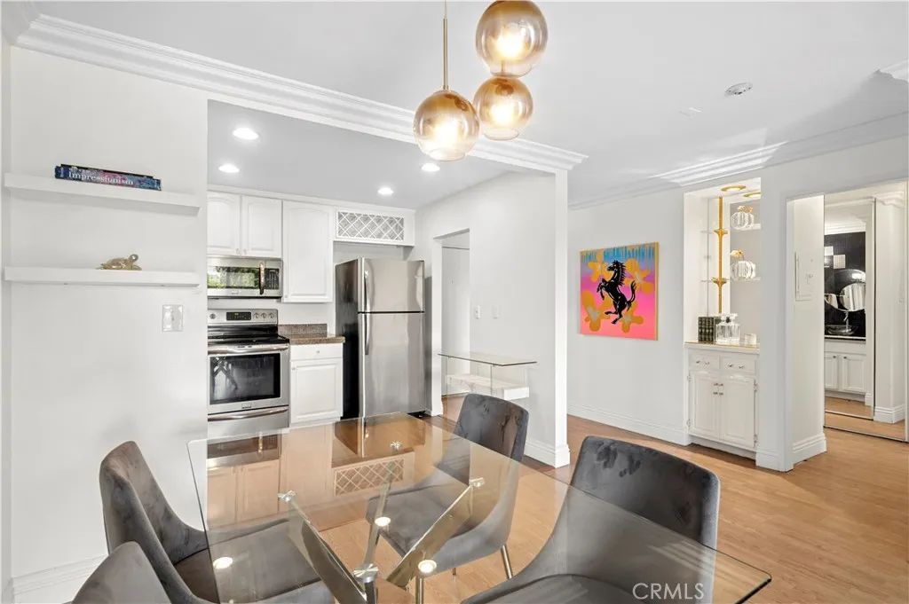 300 Cagney 206, Newport Beach, California 92663 — photo 5