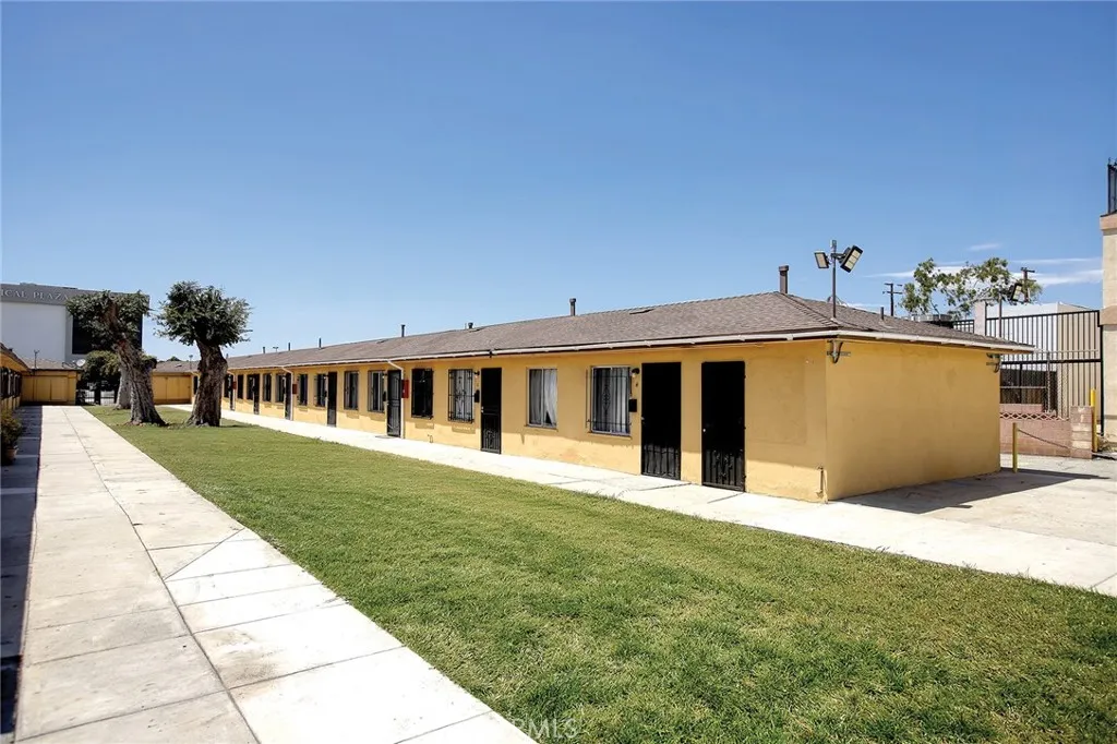 432 N Poplar Avenue, Montebello, California 90640 — photo 4