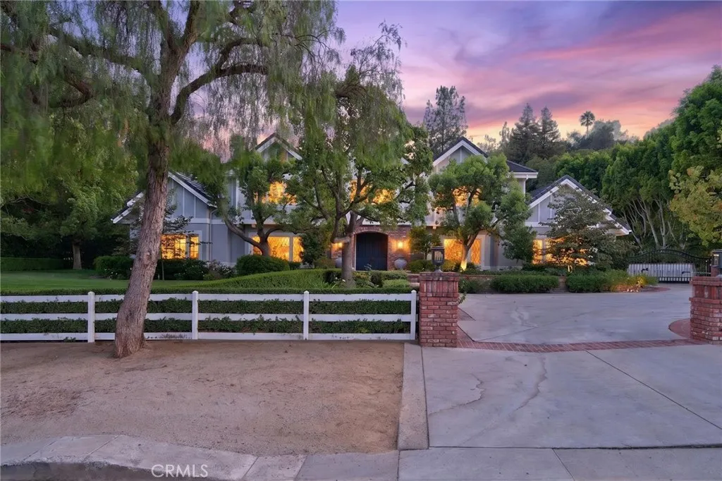 Street view of front of home