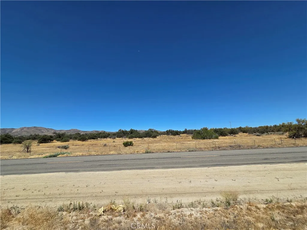 3 Terwilliger, Anza, California 92539 — photo 4