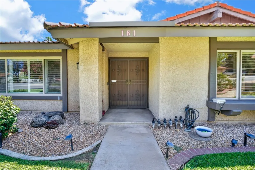 161 Channing, Redlands, California 92373 — photo 5