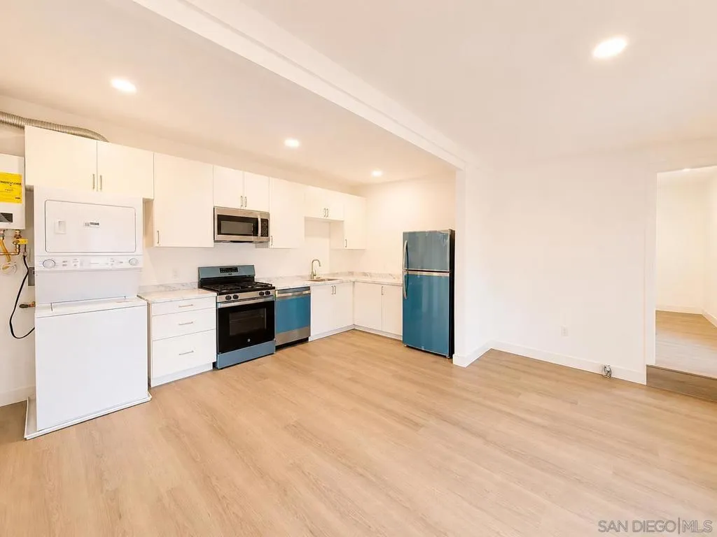 127 W 5th Ave B, Escondido, California 92025 — photo 4