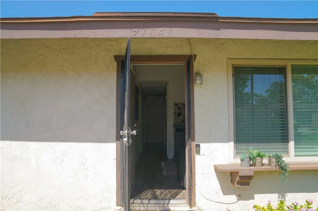 9112 Delano Drive, Riverside, California 92503 — photo 4