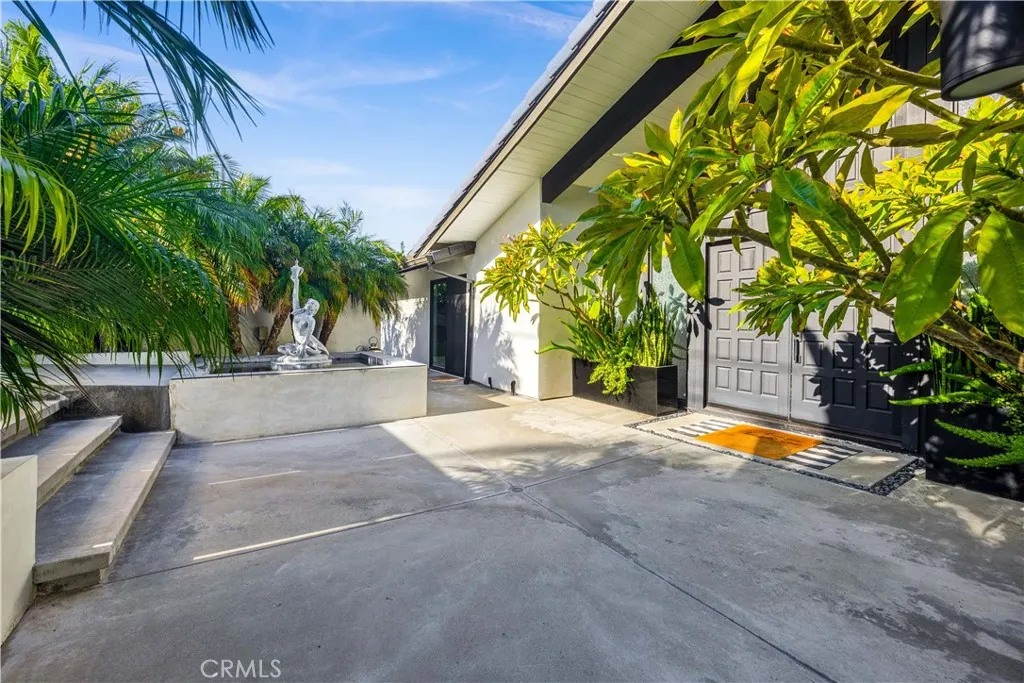 1711 Sirrine, Santa Ana, California 92705 — photo 4