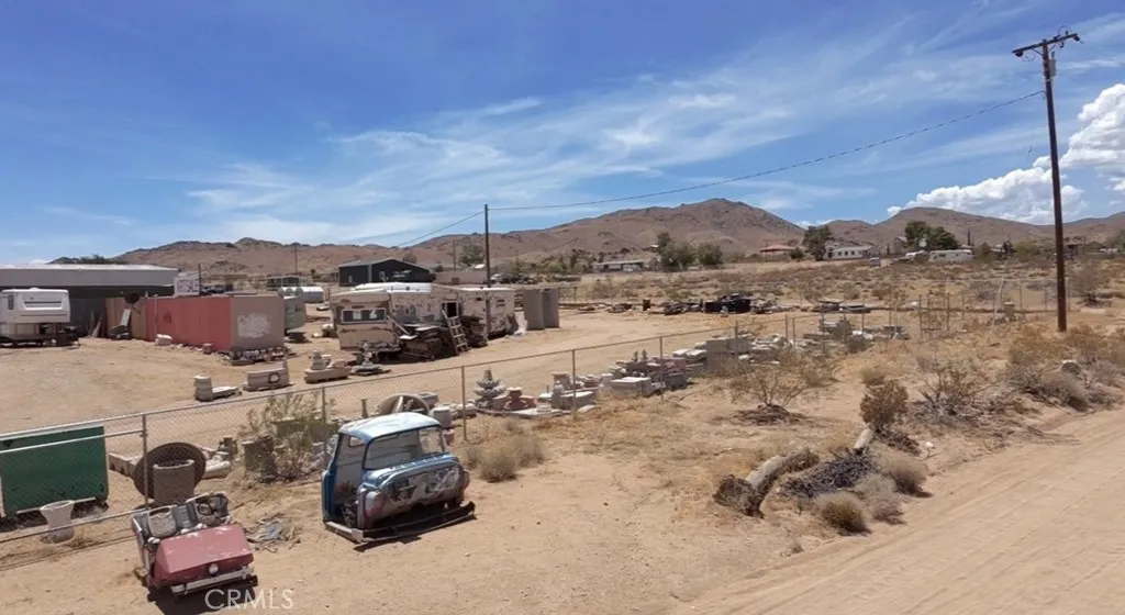 1474 Old Woman Springs, Landers, California 92285 — photo 5