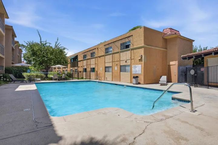36-web-or-mls-6955 Alvarado Rd 36_0033